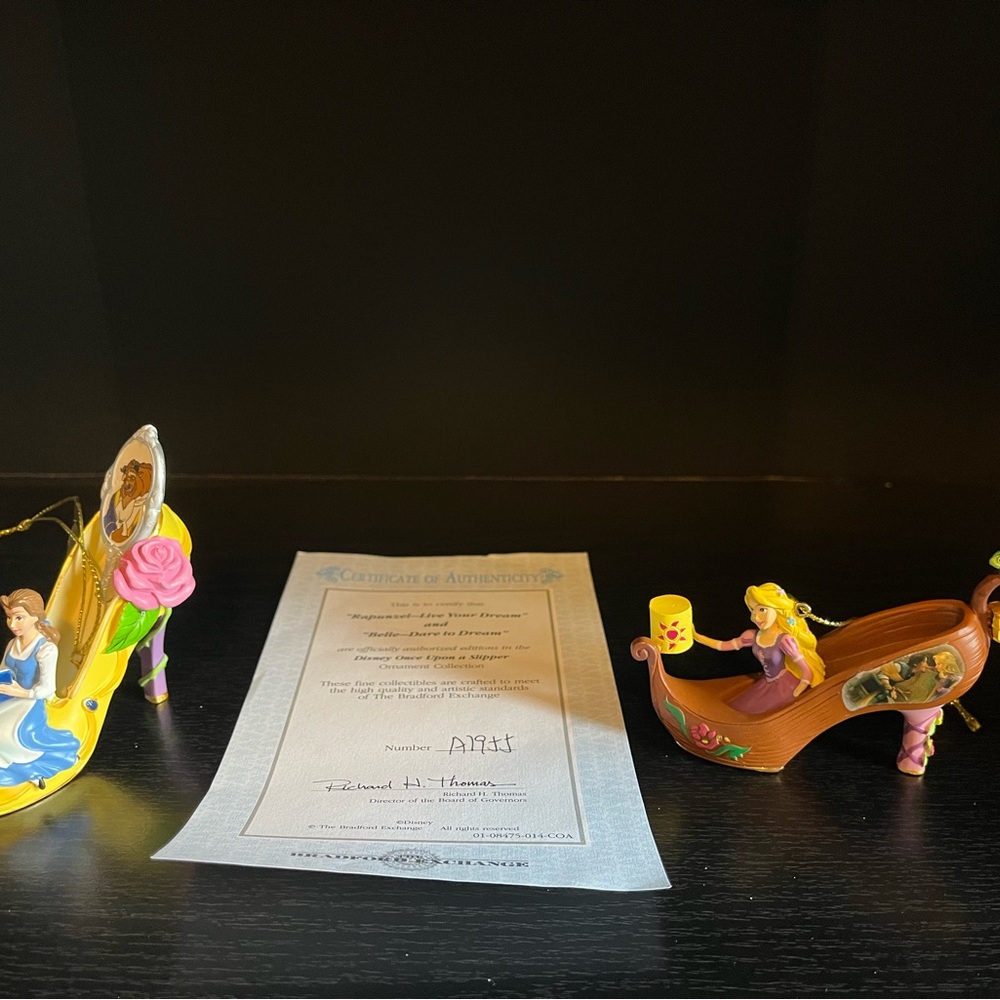 Belle - Dare to Dream
Rapunzel - Live Your Dream